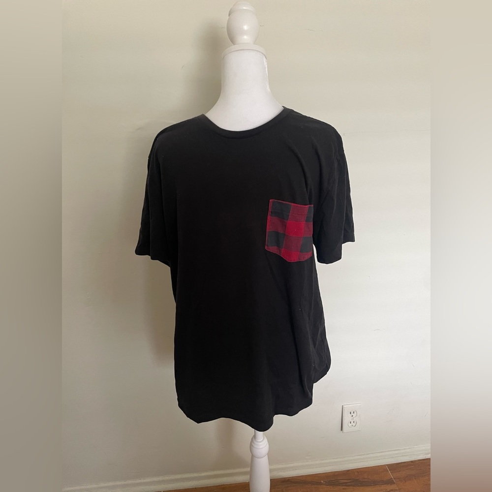 Old navy shirt